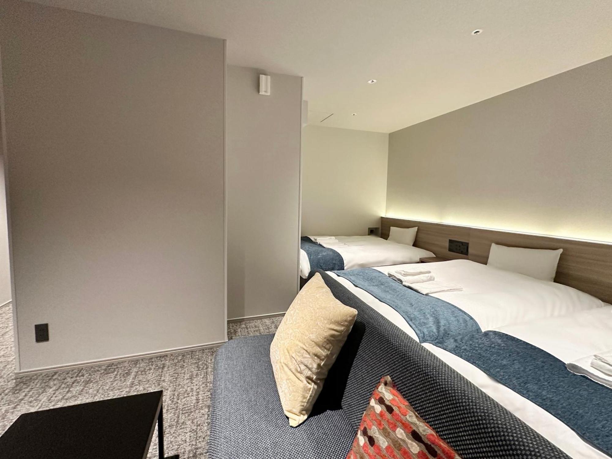New Osaka Hotel Exterior photo